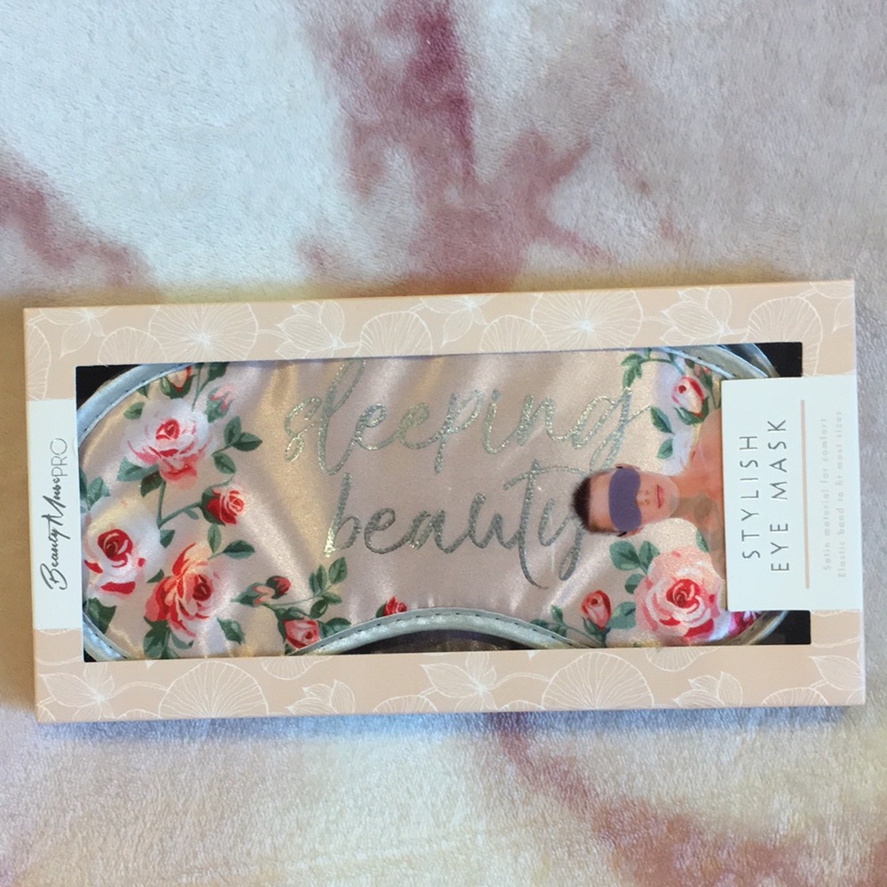 Stylish Sleeping Beauty Sleep Mask NWT